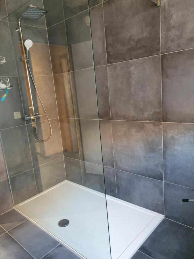 Apartament Vue Sur Meuse Profondeville Zewnętrze zdjęcie